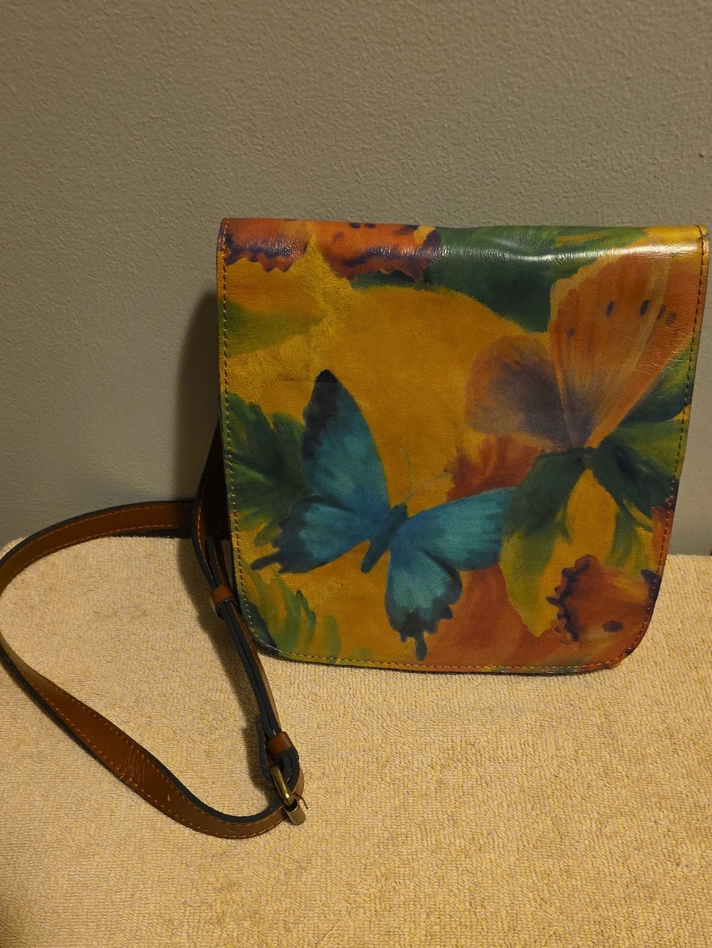 Patricia Nash- Butterfly Leather Crossbody Bag And Storage Bag Cover- Inv.525